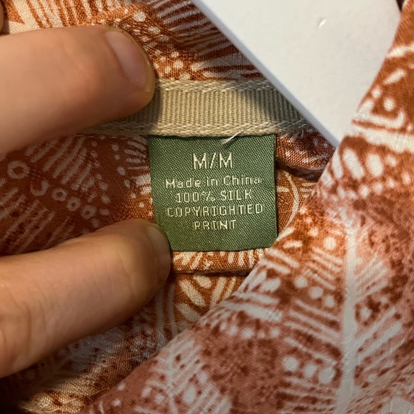 Tommy Bahama Men’s Floral Button Up Short Sleeve M 100% Silk Burnt Orange/Salmon - Picture 7 of 7